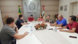 Vereadores das comissões permanentes de Legislação, Finanças e Obras debatem projetos em São Lourenço do Oeste 